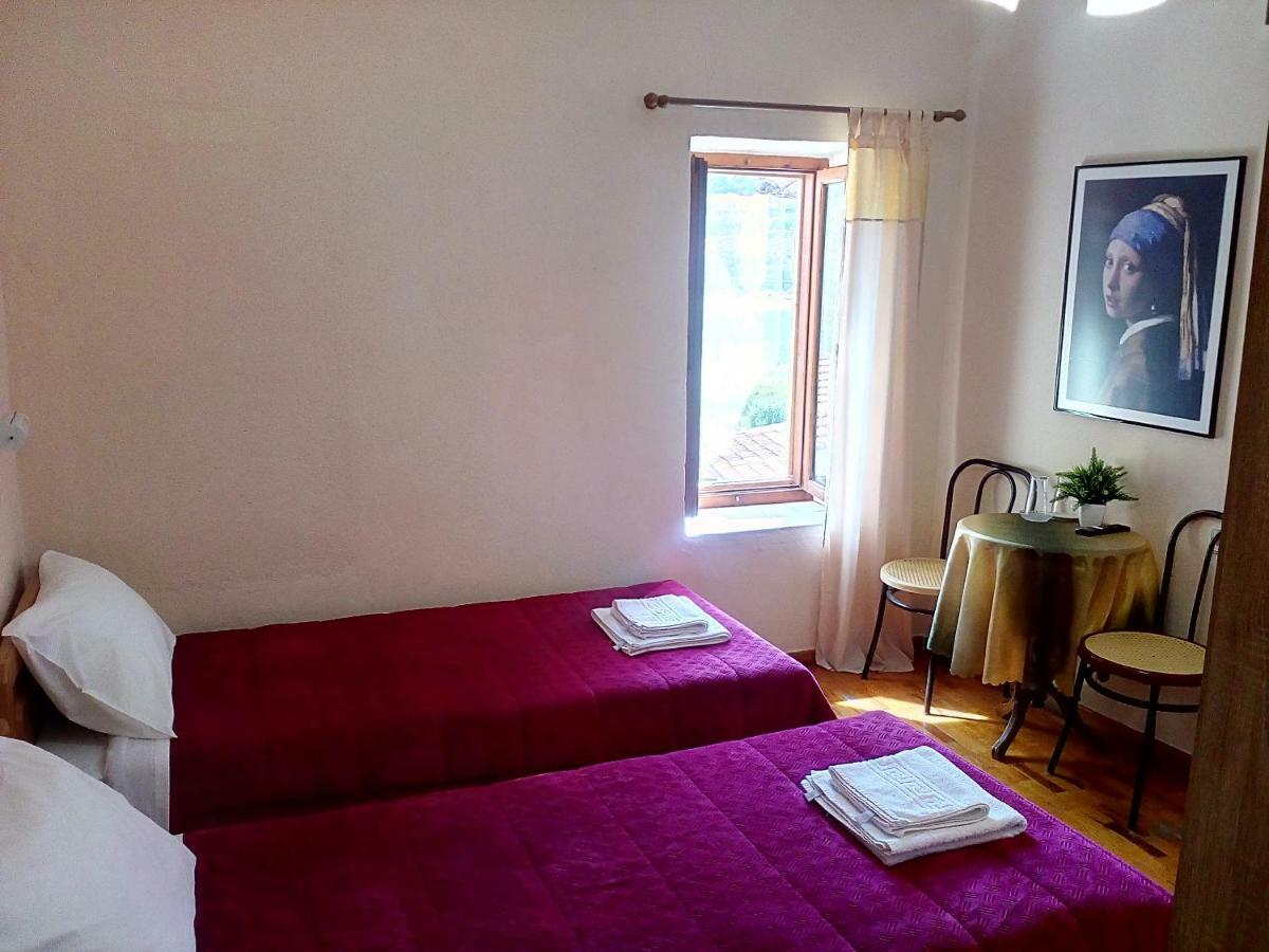 Tasos Rooms Psarades Bagian luar foto